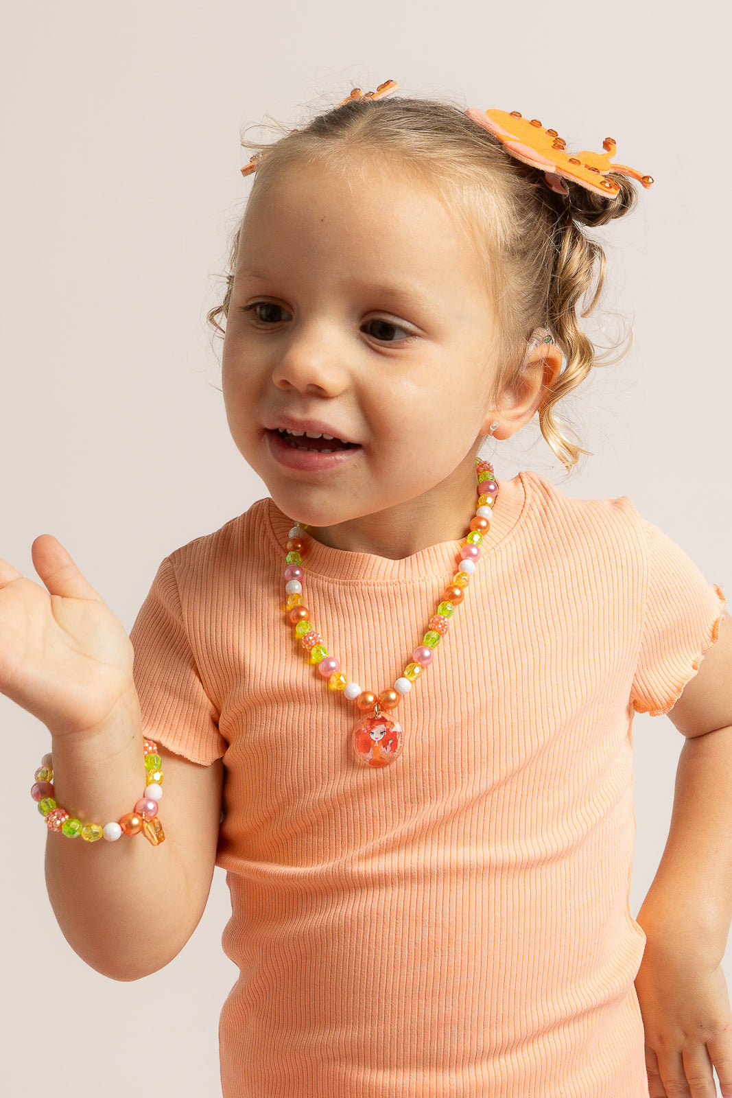 Emma Memma Jewellery Set necklace and bracelet displayed together